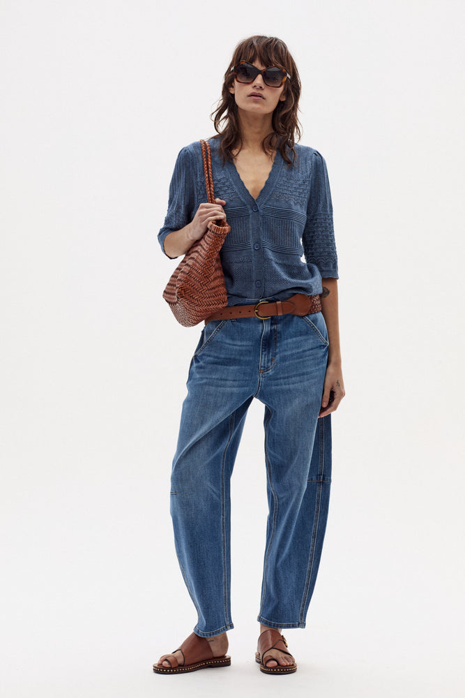 
                  
                    AMBAR, Barrel Jeans - Washed Indigo
                  
                