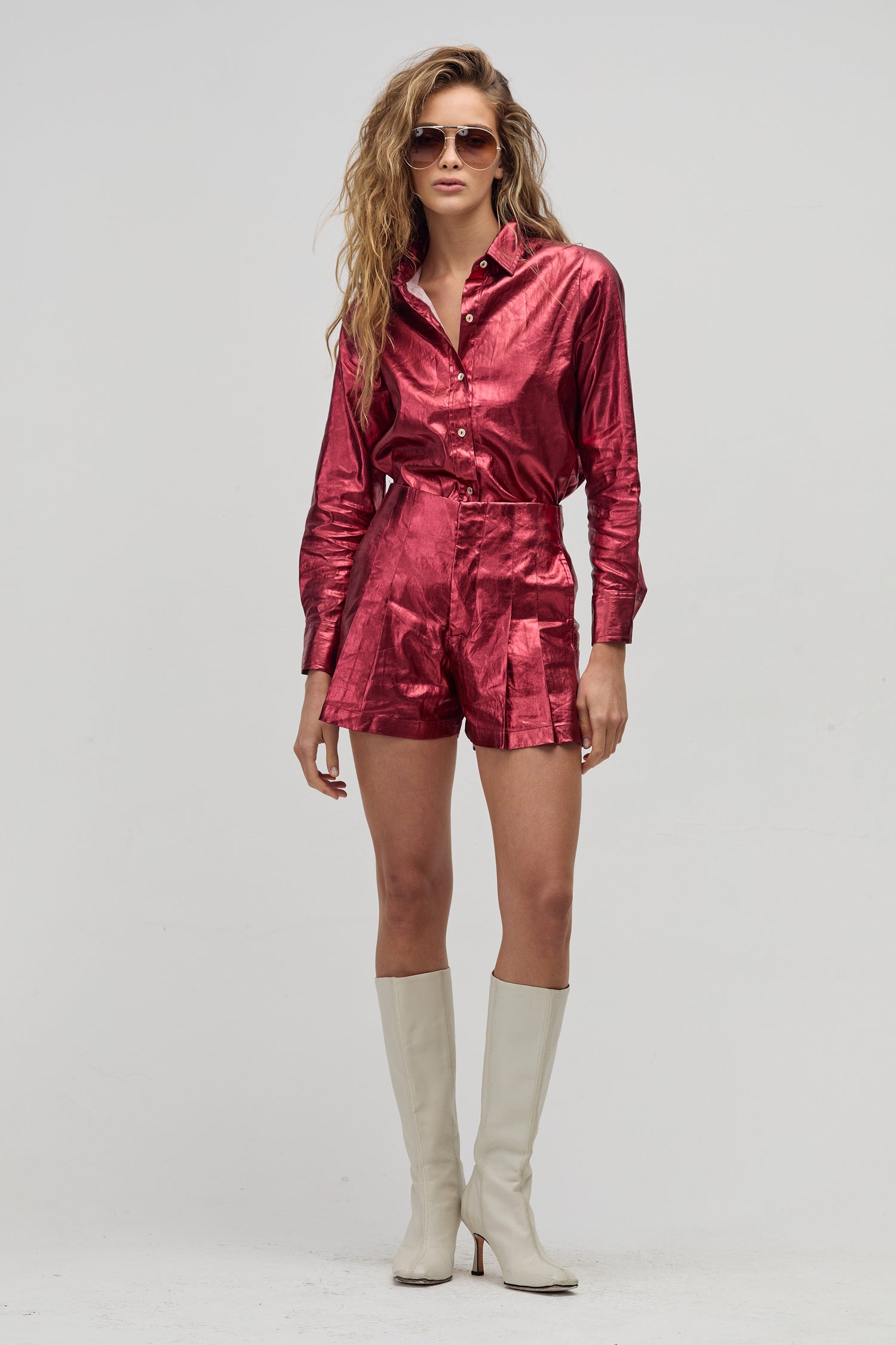 Short Frida en Lino Metalizado - Cherry