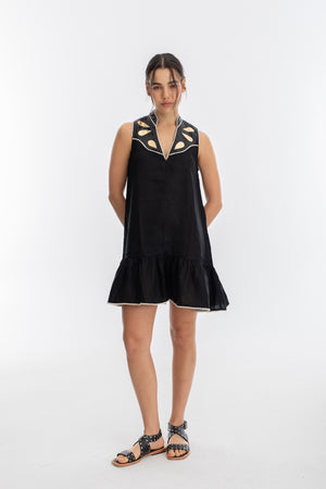 
                  
                    Vestido Far West en Lino - Negro con apliques metálicos
                  
                